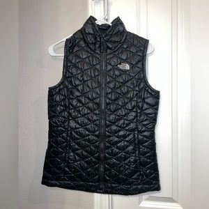 The north face women’s vest